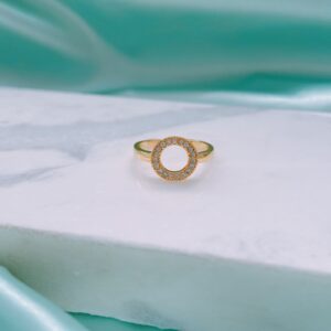 ANILLO DE ARO CON CIRCONES DE COLORES